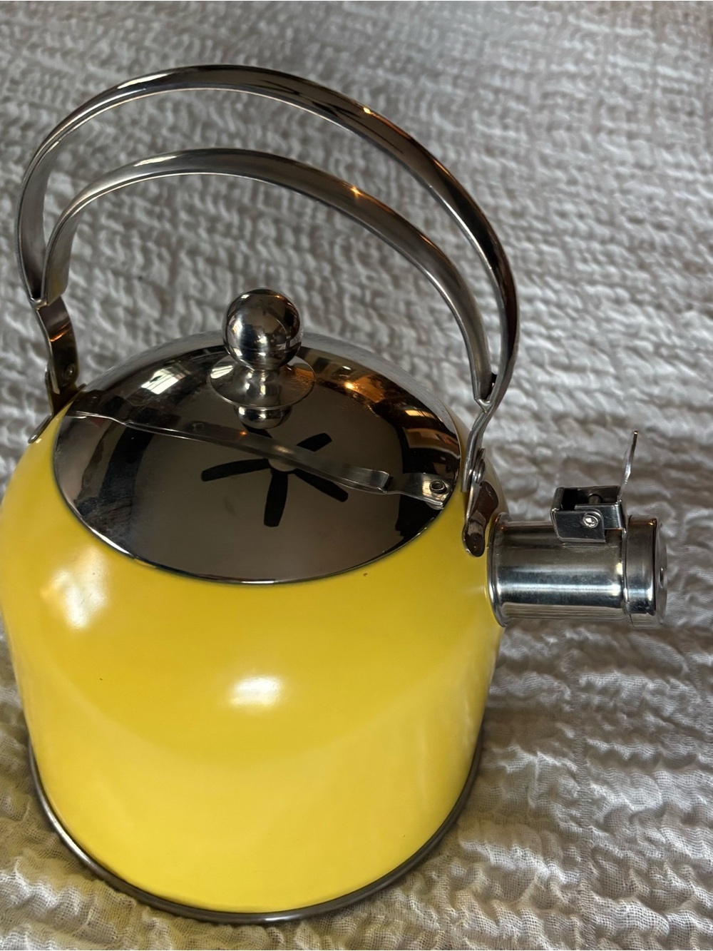 Yellow tea kettle Palm Restaurant brand stainless steel